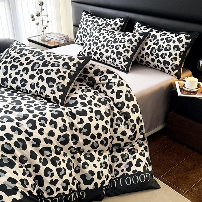 91家纺网 家纺一手货源 找家纺 摩卡（乐趣） 2026新款豹纹水洗真丝款四件套 豹纹-米