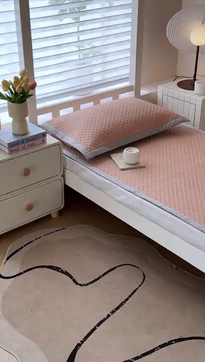 91家纺网 家纺一手货源 找家纺 凌云家纺 2026新款锦纶凉感冰丝席三件套冰格空气席可机洗学生席 冰格空气席-裸粉