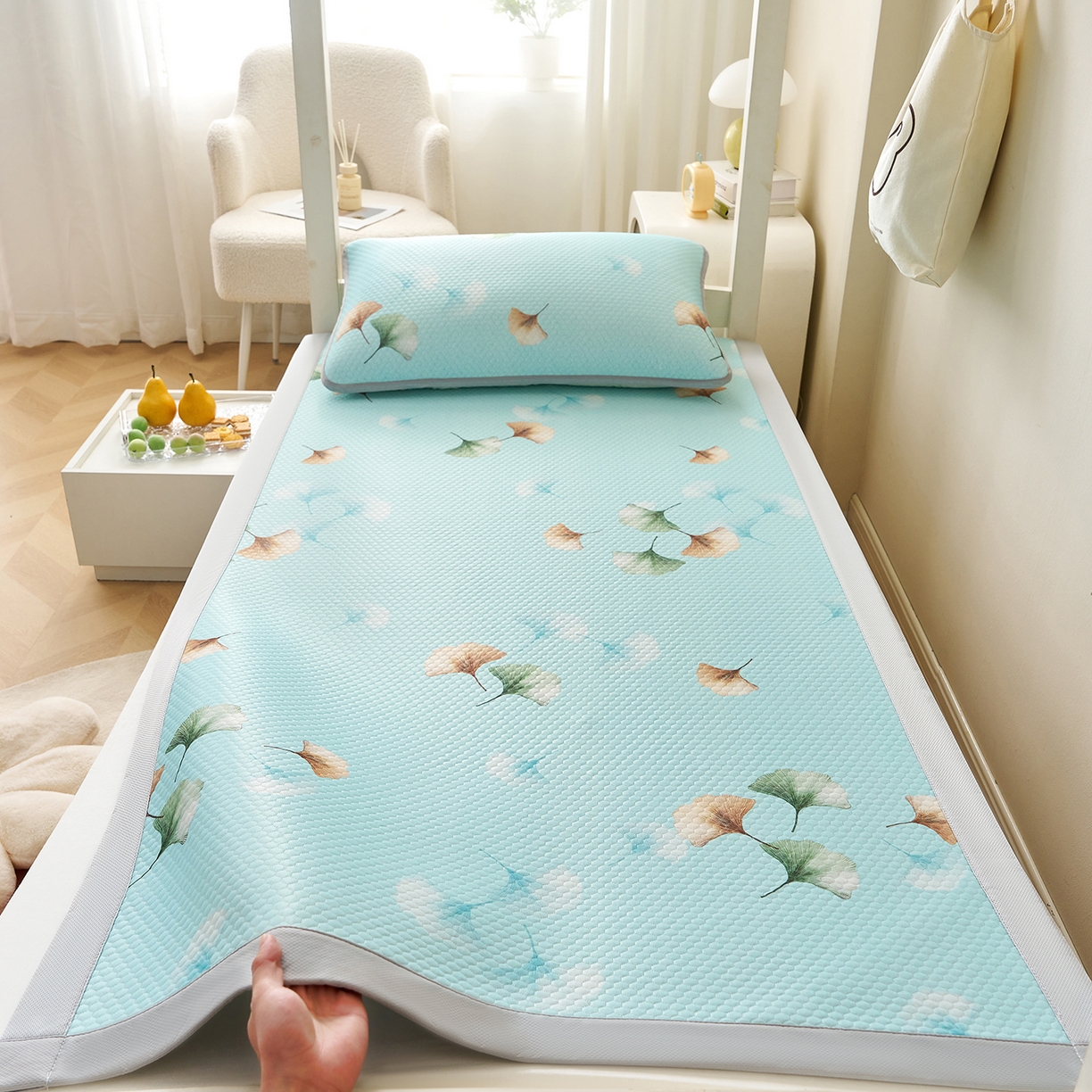 奇丝雅 2026新款夏季A类印花冰豆豆凉席三明治透气网冰丝凉席可机洗学生宿舍上下铺学生床 叶语