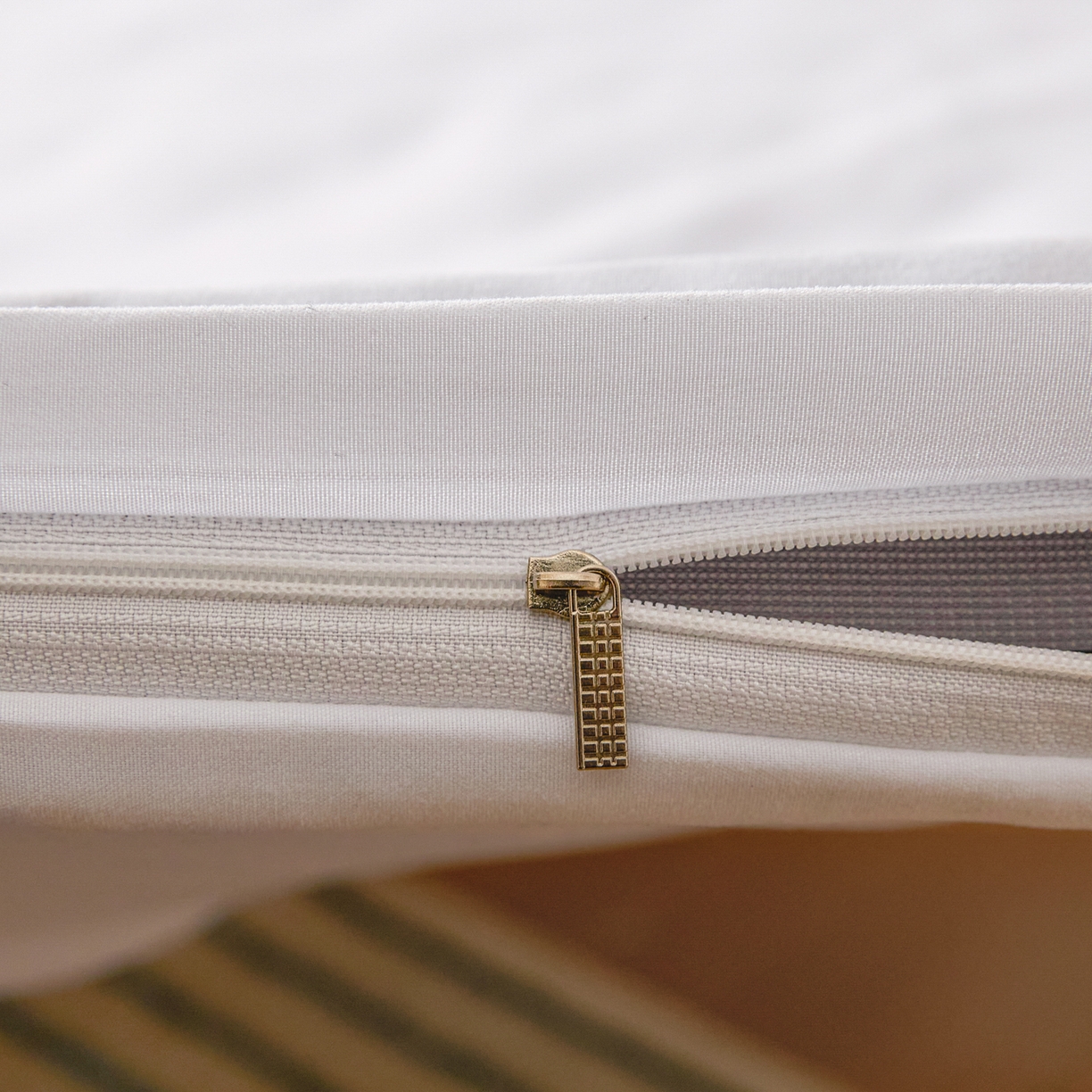 91家纺网 家纺一手货源 找家纺 （总）衿成家纺 2026新款学生床纯色床垫保护套单床垫套床垫套单件