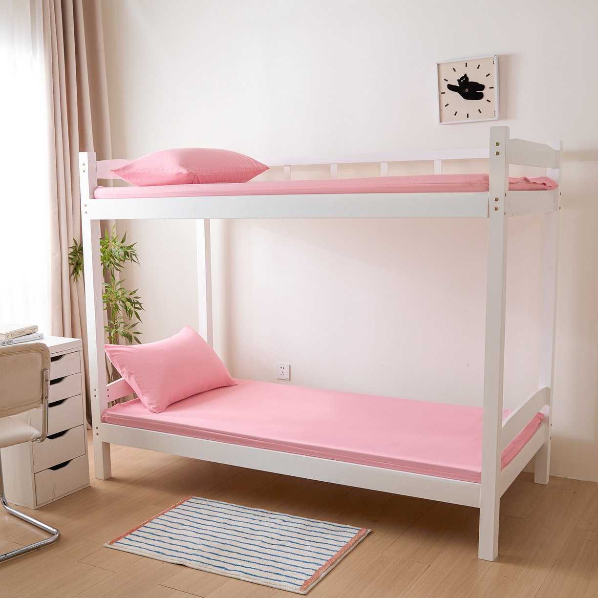 91家纺网 家纺一手货源 找家纺 衿成家纺 2026新款学生床纯色床垫保护套单床垫套床垫套单件 粉色