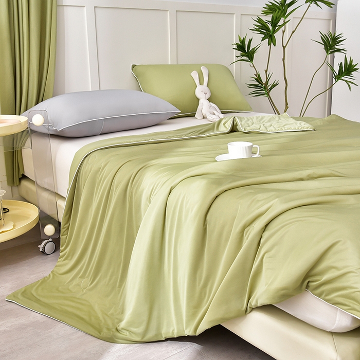 91家纺网 家纺一手货源 找家纺 永耀家纺 2026新款冷感冰激淋纯色凉感丝夏被空调被夏凉被 锦绿