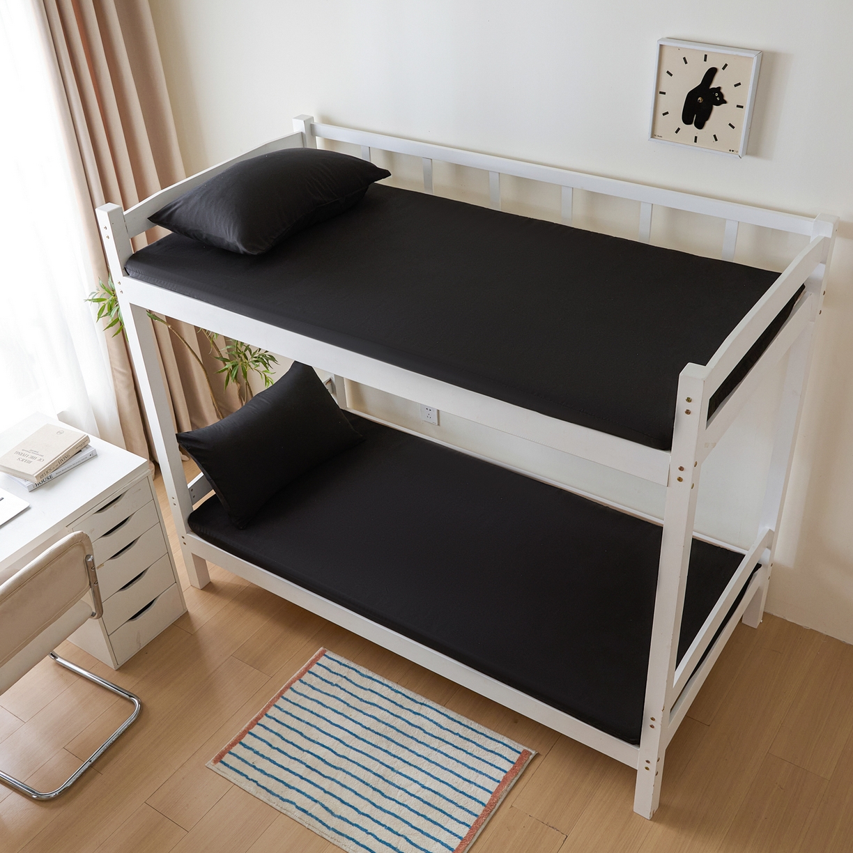 91家纺网 家纺一手货源 找家纺 衿成家纺 2026新款学生床纯色床垫保护套单床垫套床垫套单件 黑色