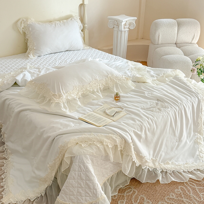 91家纺网 家纺一手货源 找家纺 吾欢心 2026新款糯小棉蝶恋花床盖款夏被四件套 白