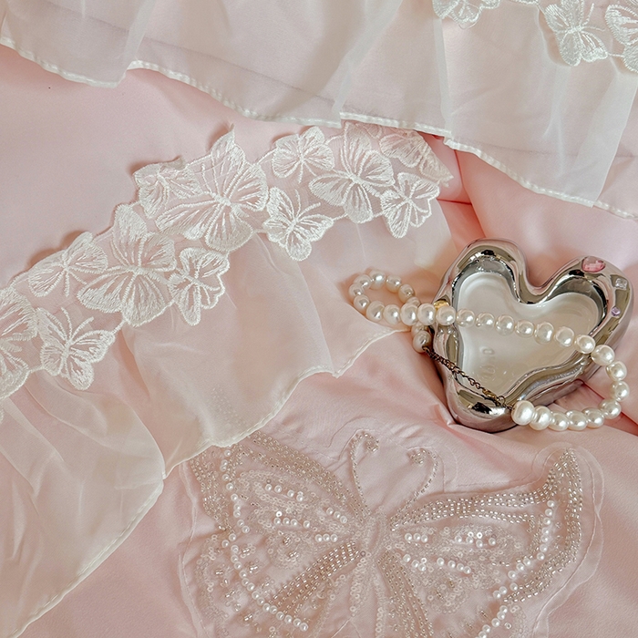 91家纺网 家纺一手货源 找家纺 吾欢心 2026新款糯小棉蝶恋花床盖款夏被四件套 粉