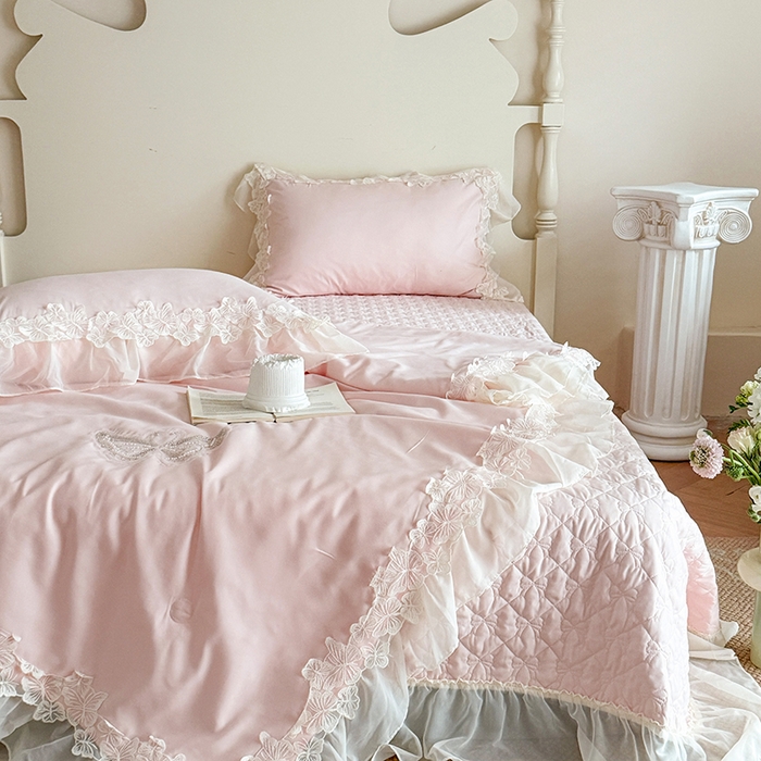 91家纺网 家纺一手货源 找家纺 吾欢心 2026新款糯小棉蝶恋花床盖款夏被四件套 粉