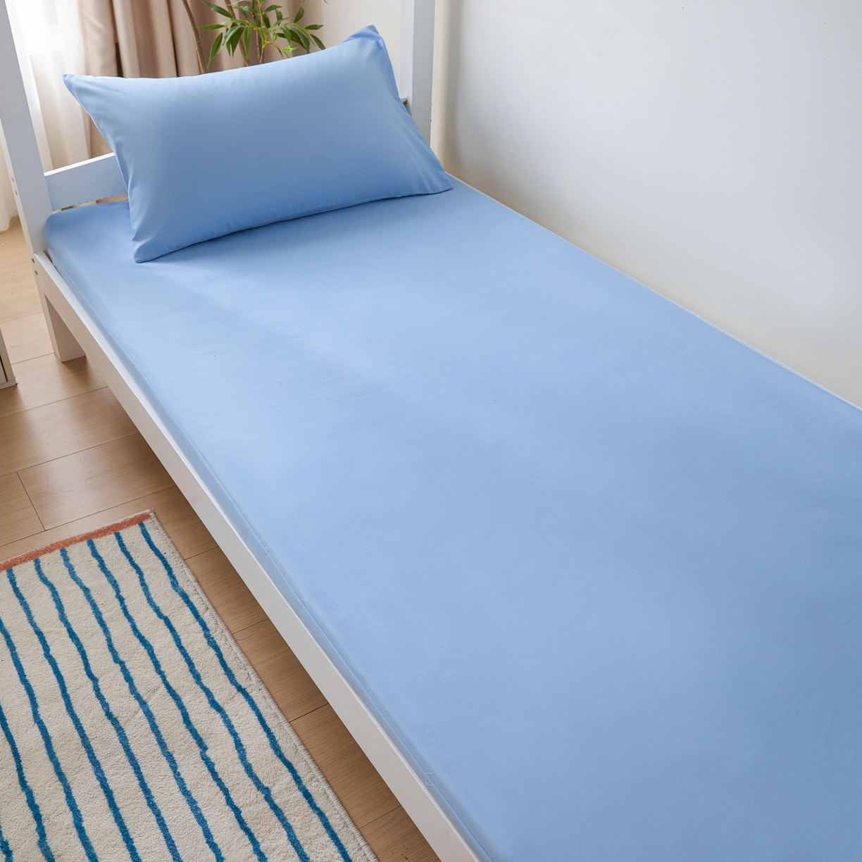 91家纺网 家纺一手货源 找家纺 衿成家纺 2026新款学生床纯色床垫保护套单床垫套床垫套单件 蓝色