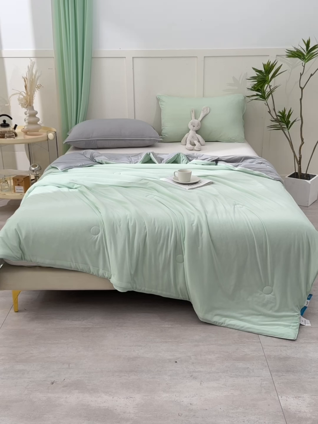 91家纺网 家纺一手货源 找家纺 永耀家纺 2026新款冷感冰激淋纯色凉感丝夏被空调被夏凉被 水绿