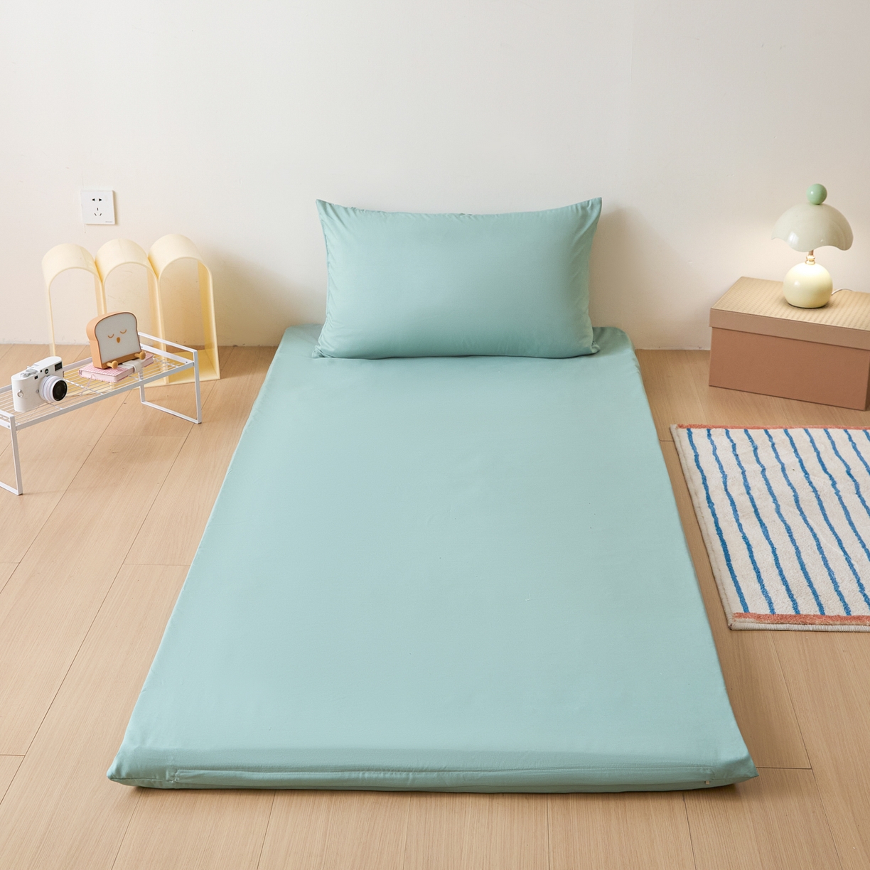 91家纺网 家纺一手货源 找家纺 衿成家纺 2026新款学生床纯色床垫保护套单床垫套床垫套单件 墨绿