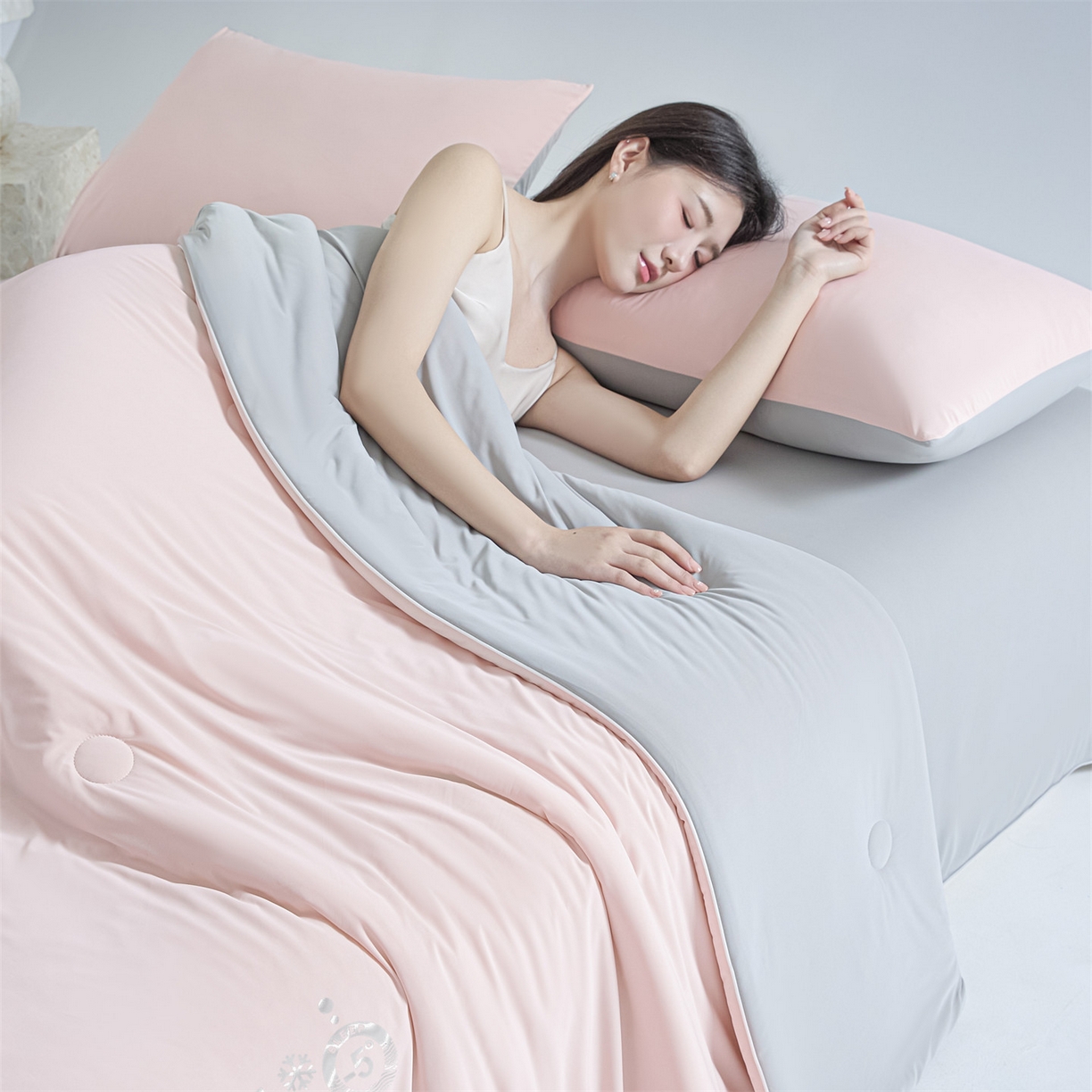 91家纺网 家纺一手货源 找家纺 （总）永耀家纺 2026新款纯色双拼凉感丝大豆夏被夏凉被空调被