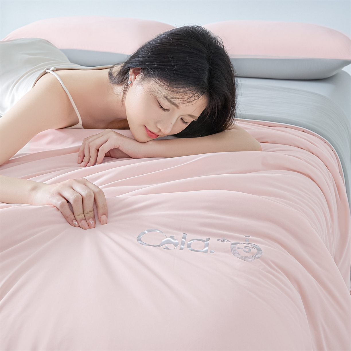 91家纺网 家纺一手货源 找家纺 （总）永耀家纺 2026新款纯色双拼凉感丝大豆夏被夏凉被空调被