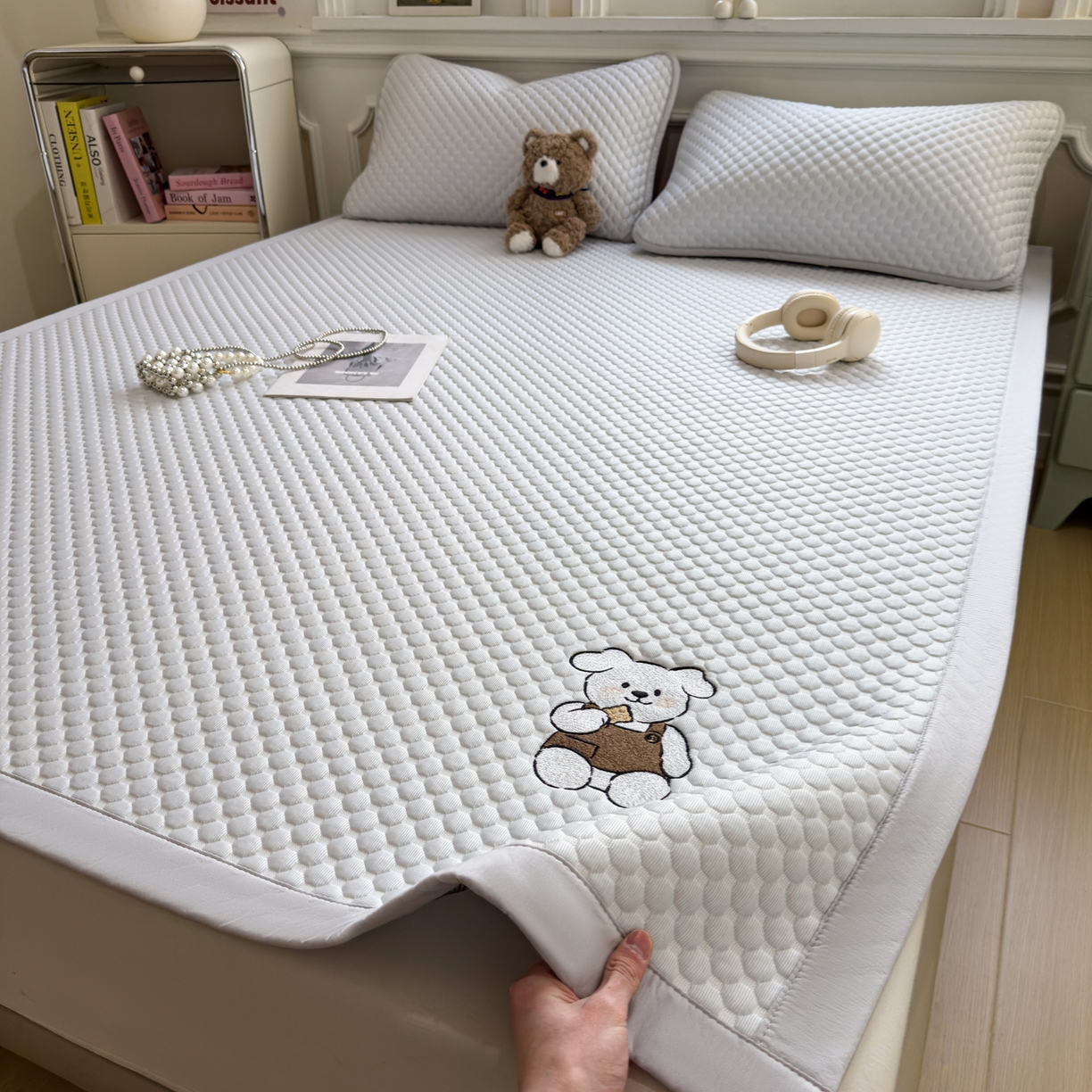 卡初家居（原微来） 2026新款冰豆豆凉席刺绣款凉席席子-小熊饼干 薇薇蓝-床铺款