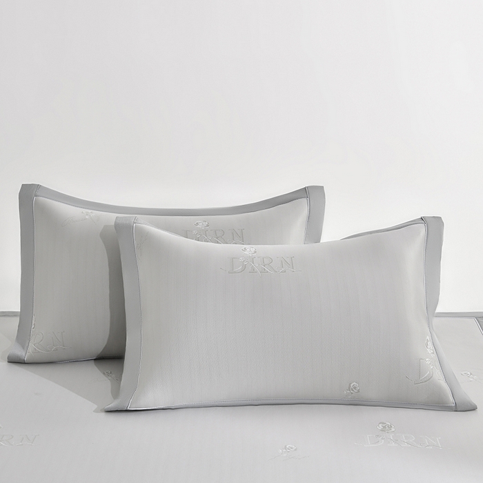 91家纺网 家纺一手货源 找家纺 小牛席业 2026新款【实拍风格】双PE高凉感-迪恩玫瑰提花冰丝席凉席竹席藤席冰藤席乳胶席豆豆席 香槟