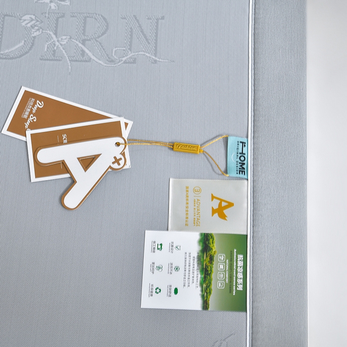 91家纺网 家纺一手货源 找家纺 小牛席业 2026新款【实拍风格】双PE高凉感-迪恩玫瑰提花冰丝席凉席竹席藤席冰藤席乳胶席豆豆席 灰色