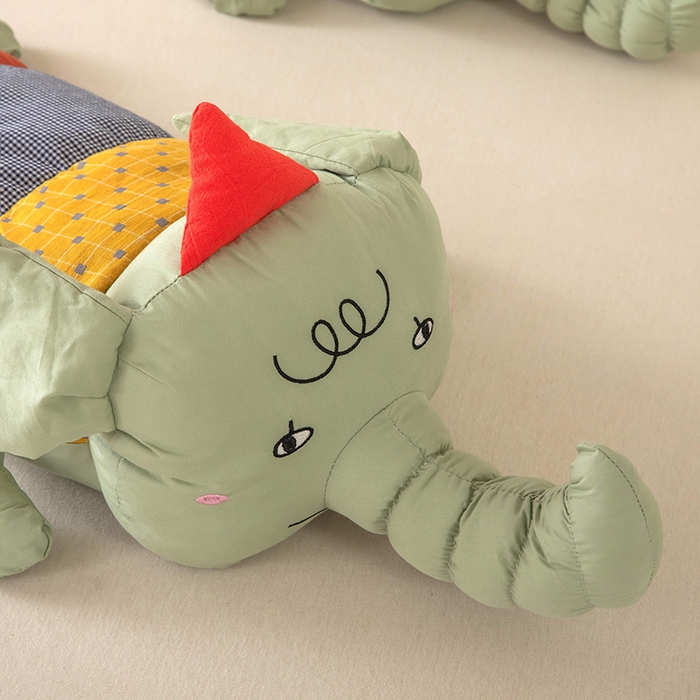 91家纺网 家纺一手货源 找家纺 （总）梦莱家纺 2026新款多彩小象荞麦枕