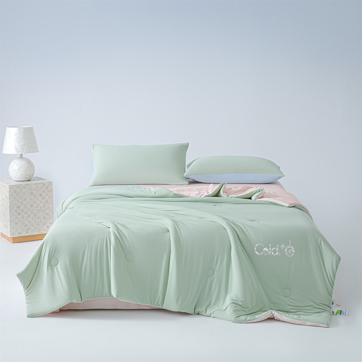 91家纺网 家纺一手货源 找家纺 永耀家纺 2026新款纯色双拼凉感丝大豆夏被夏凉被空调被 凉感-绿粉