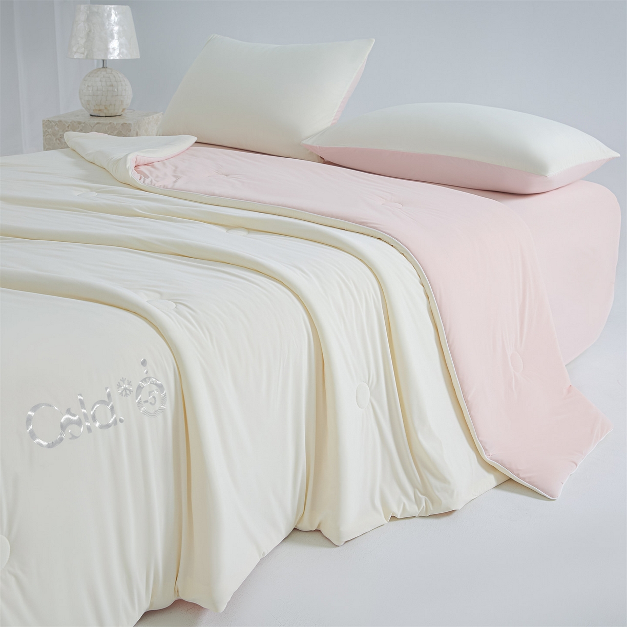 91家纺网 家纺一手货源 找家纺 永耀家纺 2026新款纯色双拼凉感丝大豆夏被夏凉被空调被 凉感-米粉