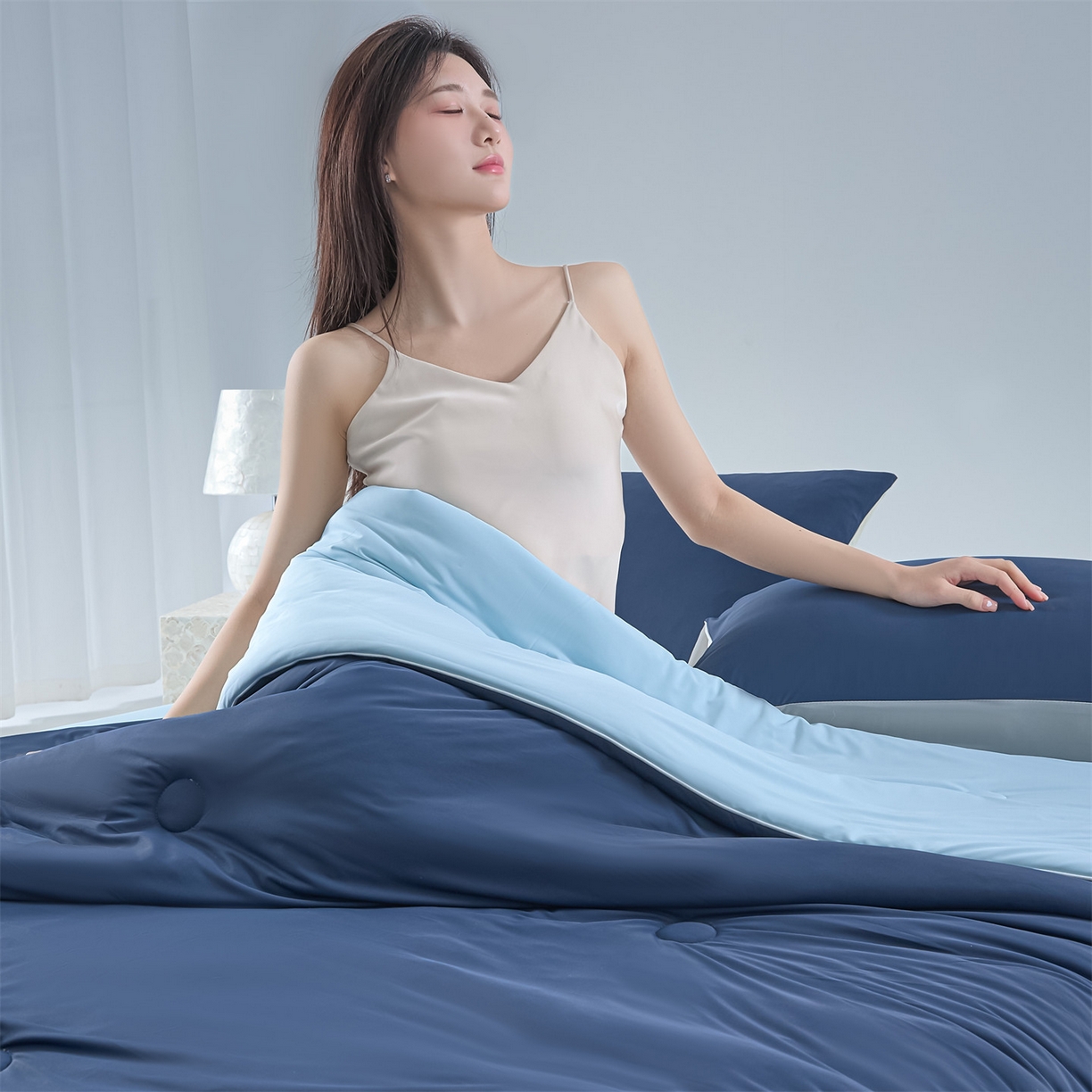 91家纺网 家纺一手货源 找家纺 永耀家纺 2026新款纯色双拼凉感丝大豆夏被夏凉被空调被 凉感-蔚蓝