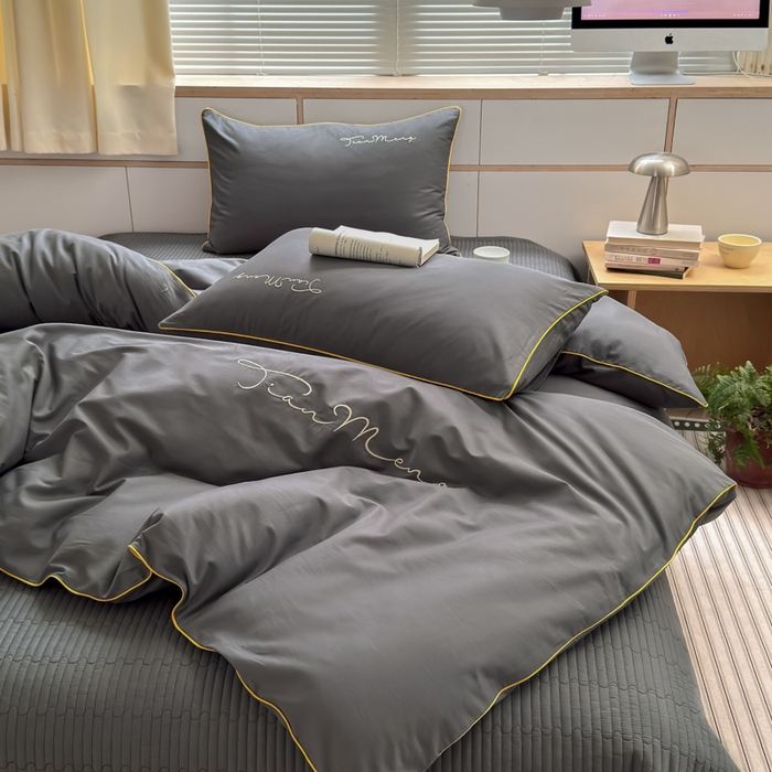 91家纺网 家纺一手货源 找家纺 Sweet dreams甜梦 2026新款全棉纯棉刺绣嵌绳床盖四件套 古典灰