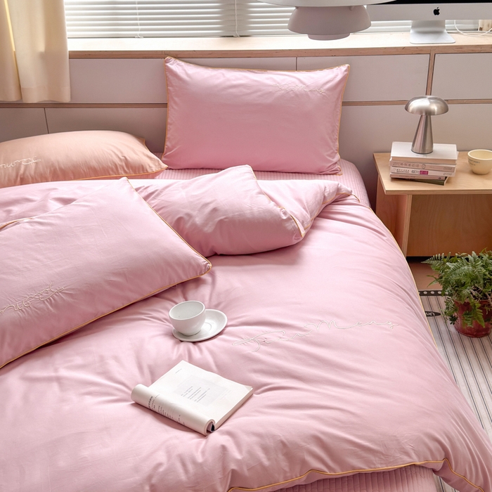 91家纺网 家纺一手货源 找家纺 Sweet dreams甜梦 2026新款全棉纯棉刺绣嵌绳床盖四件套 水蜜粉