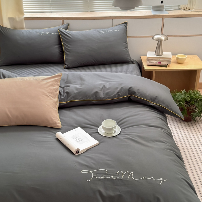 91家纺网 家纺一手货源 找家纺 Sweet dreams甜梦 2026新款全棉纯棉刺绣嵌绳床盖四件套 古典灰