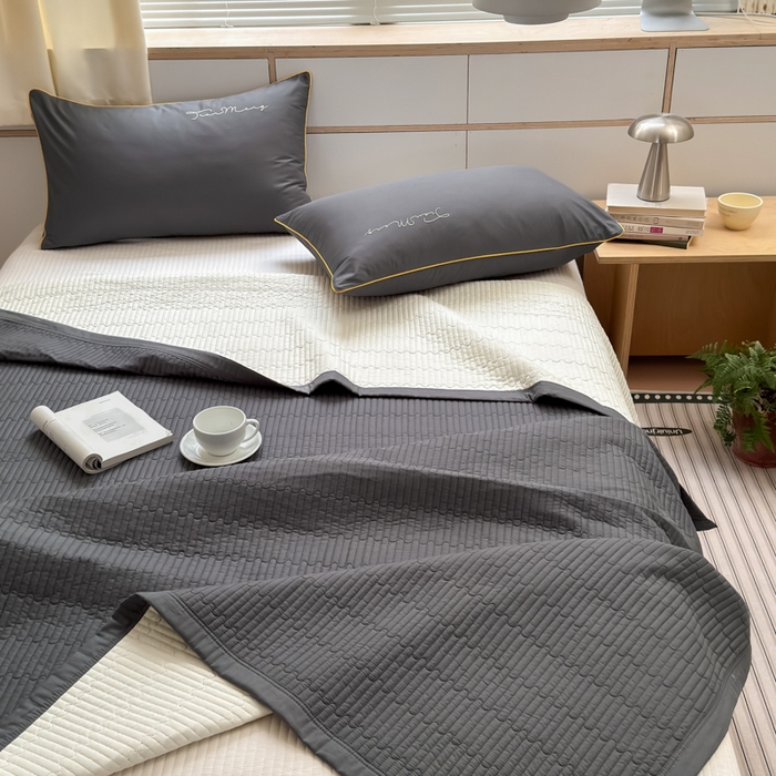 91家纺网 家纺一手货源 找家纺 Sweet dreams甜梦 2026新款全棉纯棉刺绣嵌绳床盖四件套 古典灰