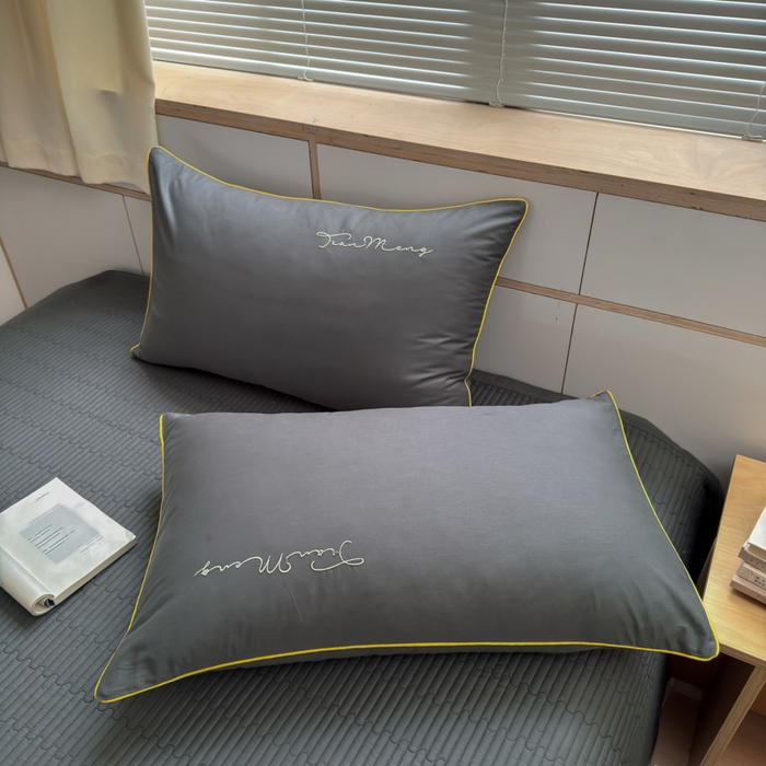 91家纺网 家纺一手货源 找家纺 Sweet dreams甜梦 2026新款全棉纯棉刺绣嵌绳床盖四件套 古典灰