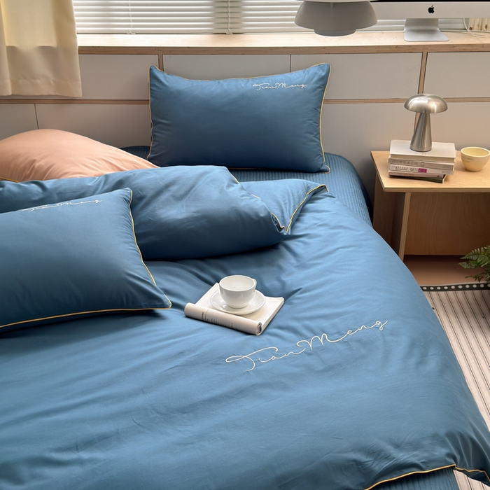 91家纺网 家纺一手货源 找家纺 Sweet dreams甜梦 2026新款全棉纯棉刺绣嵌绳床盖四件套 景泰蓝
