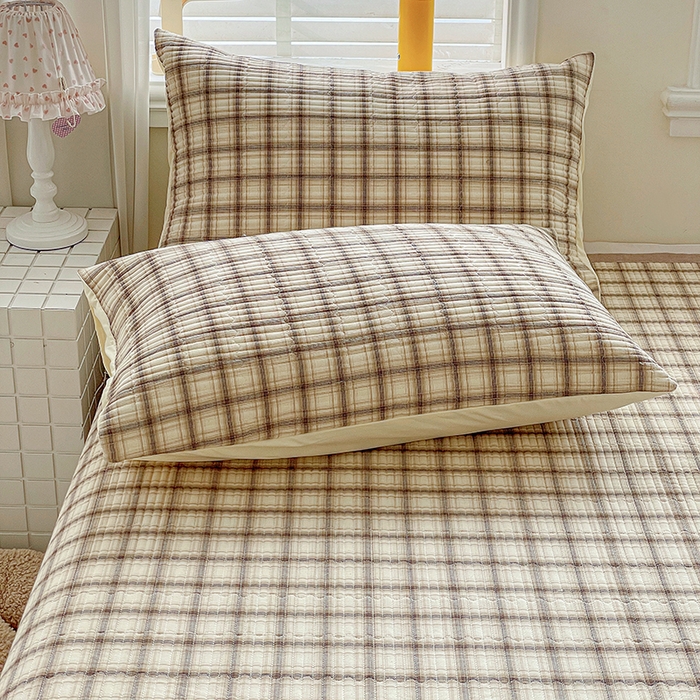 91家纺网 家纺一手货源 找家纺 梦精灵家纺 2026新款全棉纯棉色织水洗棉四件套绗缝夹棉床盖防滑床单四季通用米单人学生宿舍 米兰米