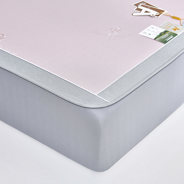 91家纺网 家纺一手货源 找家纺 小牛席业 2026新款【实拍风格】双PE高凉感-迪恩玫瑰提花冰丝席（床笠款）凉席竹席藤席冰藤席乳胶席豆豆席 粉色