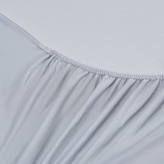 91家纺网 家纺一手货源 找家纺 小牛席业 2026新款【实拍风格】双PE高凉感-迪恩玫瑰提花冰丝席（床笠款）凉席竹席藤席冰藤席乳胶席豆豆席 灰色