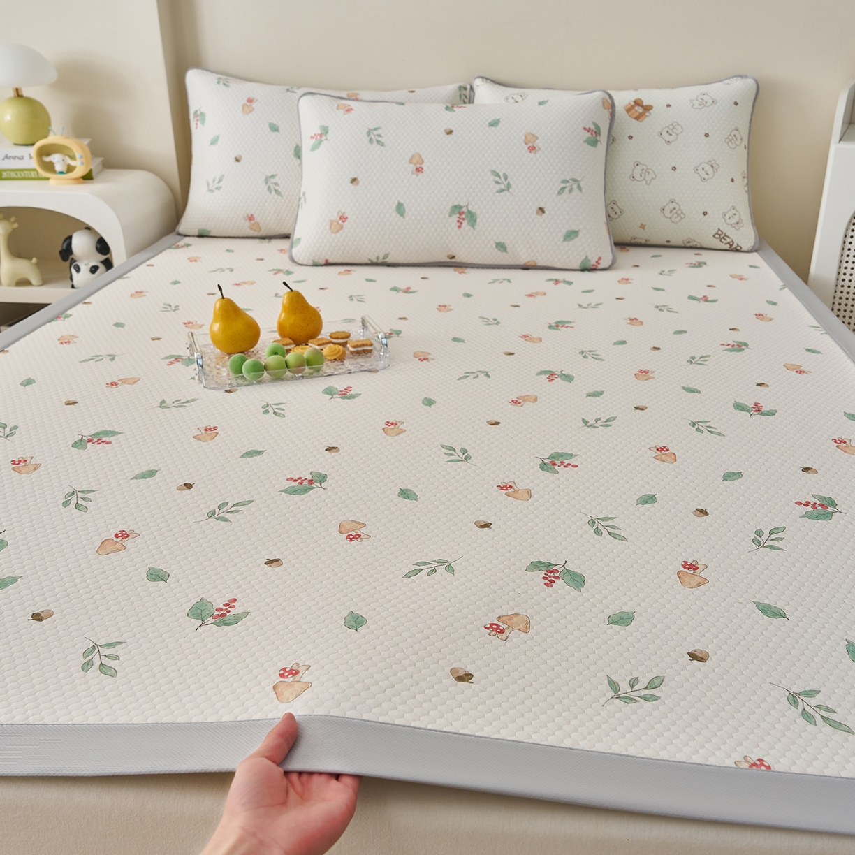 奇丝雅 2026新款A类印花冰豆豆凉席三明治透气网冰丝凉席家用双人冰丝席床单可机洗大床图 大床款-蘑菇乐园