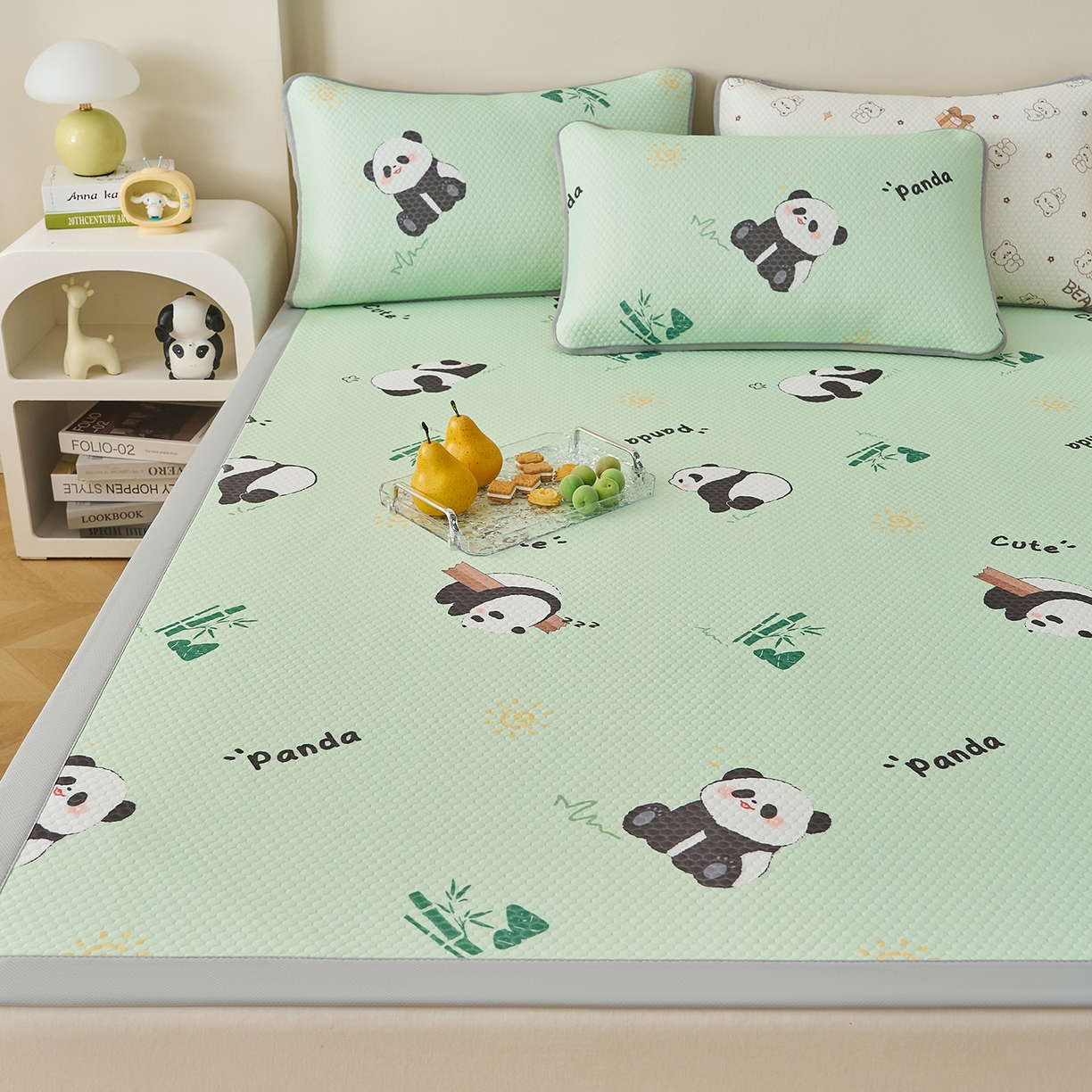 91家纺网 家纺一手货源 找家纺 奇丝雅 2026新款A类印花冰豆豆凉席三明治透气网冰丝凉席家用双人冰丝席床单可机洗大床图 大床款-熊猫家园