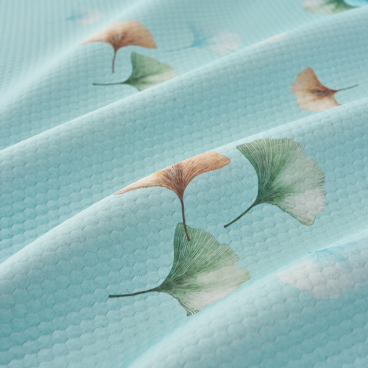 91家纺网 家纺一手货源 找家纺 奇丝雅 2026新款A类印花冰豆豆凉席三明治透气网冰丝凉席家用双人冰丝席床单可机洗大床图 大床款-叶语