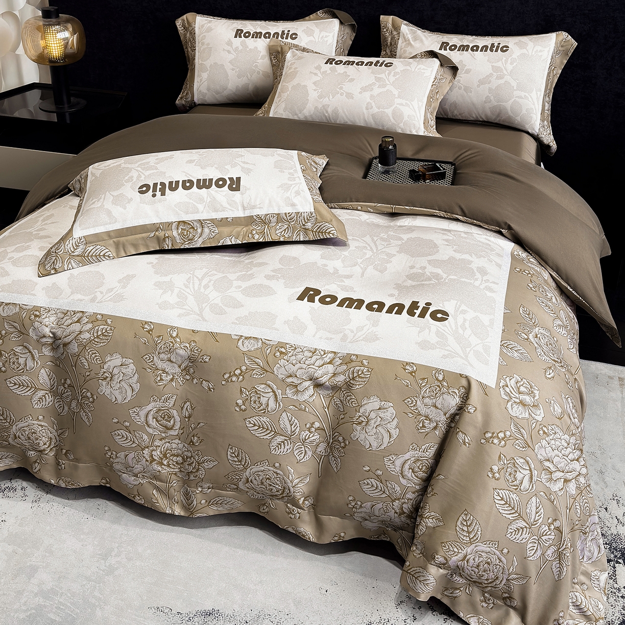 奥汀洛家纺 2026新款亲肤磨毛数码四件套 罗曼-咖