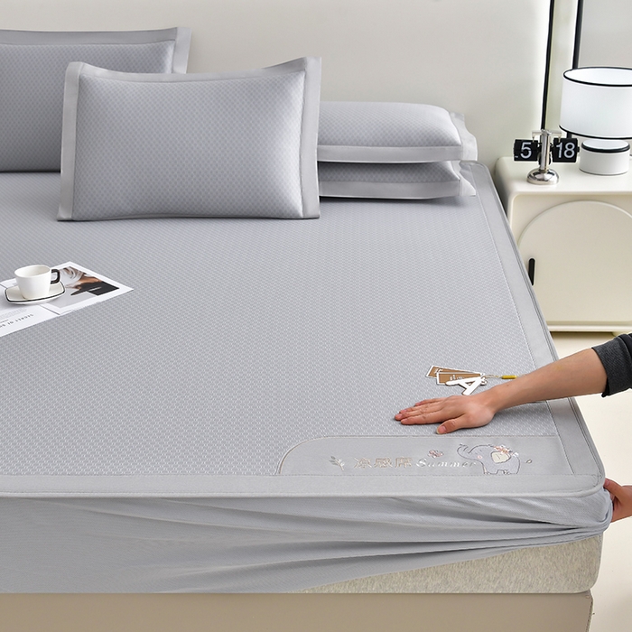 91家纺网 家纺一手货源 找家纺 小牛席业 2026新款小冰块大象凉感冰丝席（床笠款）凉席竹席藤席冰藤席乳胶席豆豆席 灰色