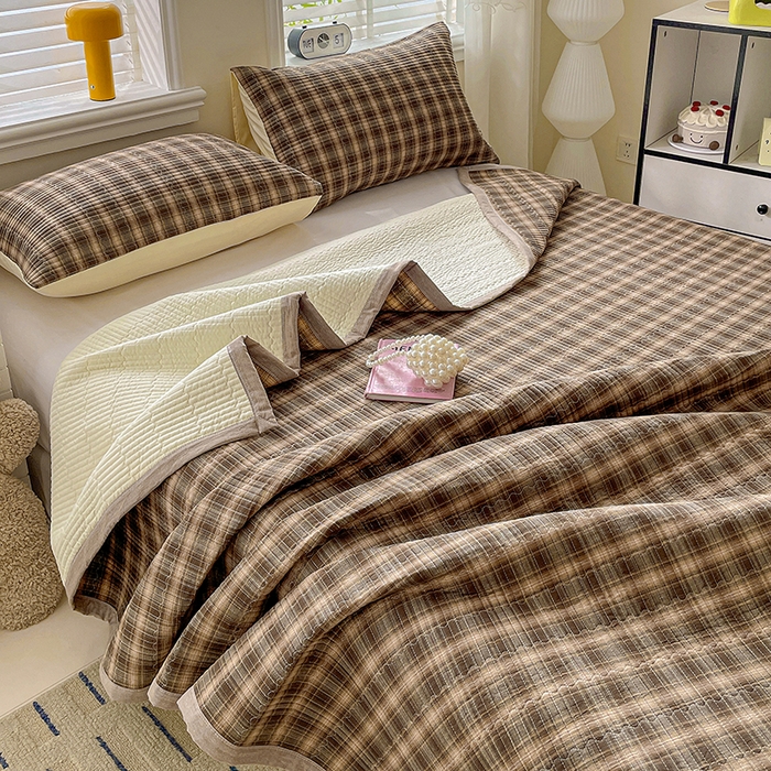 91家纺网 家纺一手货源 找家纺 梦精灵家纺 2026新款全棉床盖单件色织水洗棉绗缝夹棉床单 四季通用榻米防滑学生宿舍单人被套枕套 米兰咖