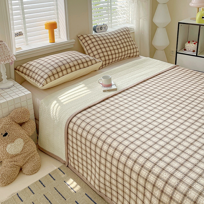 91家纺网 家纺一手货源 找家纺 梦精灵家纺 2026新款全棉床盖单件色织水洗棉绗缝夹棉床单 四季通用榻米防滑学生宿舍单人被套枕套 米兰米