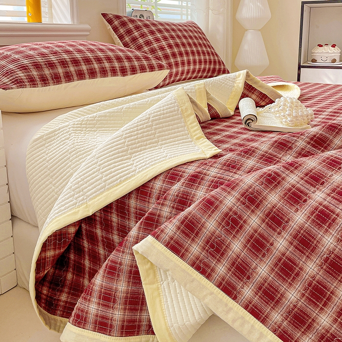 91家纺网 家纺一手货源 找家纺 梦精灵家纺 2026新款全棉床盖单件色织水洗棉绗缝夹棉床单 四季通用榻米防滑学生宿舍单人被套枕套 米兰红