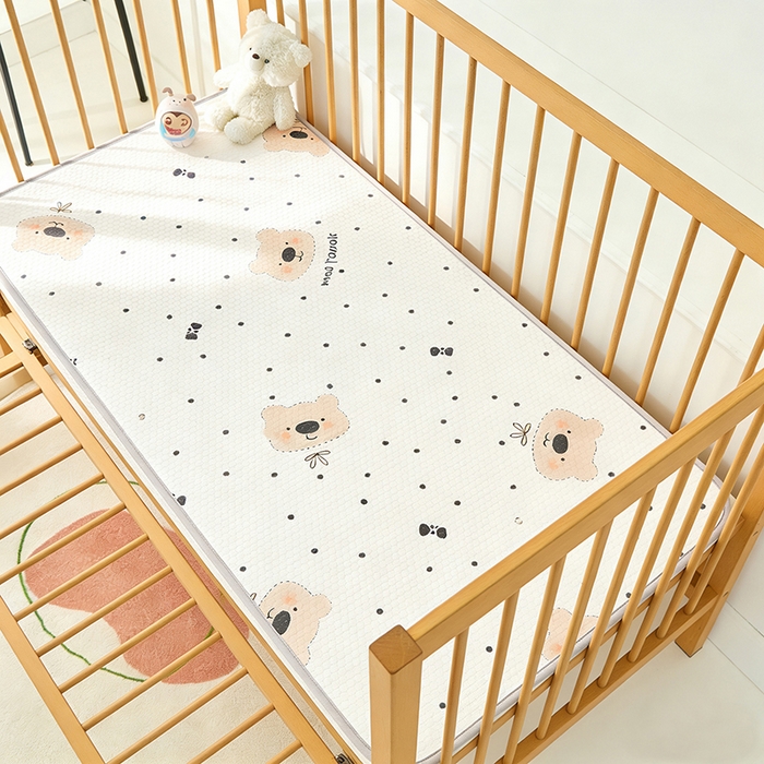 91家纺网 家纺一手货源 找家纺 （总）奇丝雅 2026新款A类母婴级婴儿凉感冰豆豆凉席儿童新生小宝宝床幼儿园床拼接床冰丝席