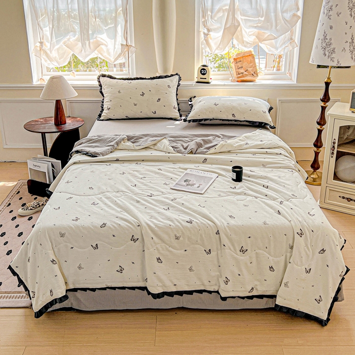 91家纺网 家纺一手货源 找家纺 一比一家纺 2026新款木棉赫本风花边夏被夏凉被空调被 蝴蝶梦