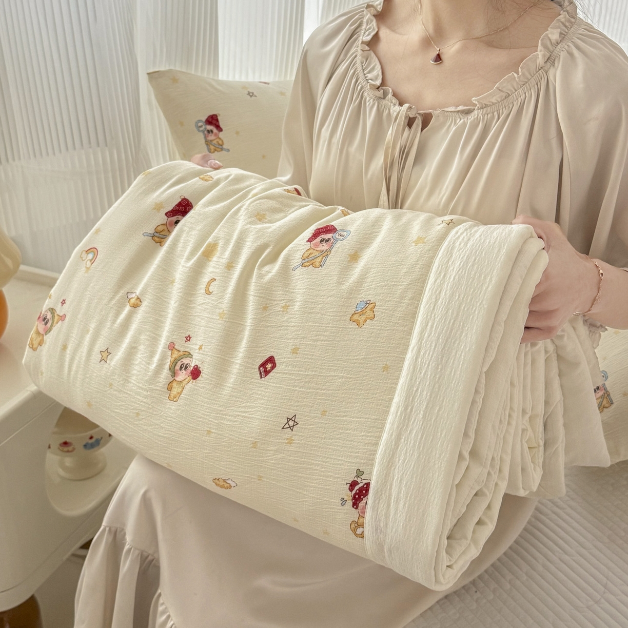 91家纺网 家纺一手货源 找家纺 默忆 2026新款A泡芙双层纱大豆夏被夏凉被空调被夏被四件套 泡芙-魔法星星人