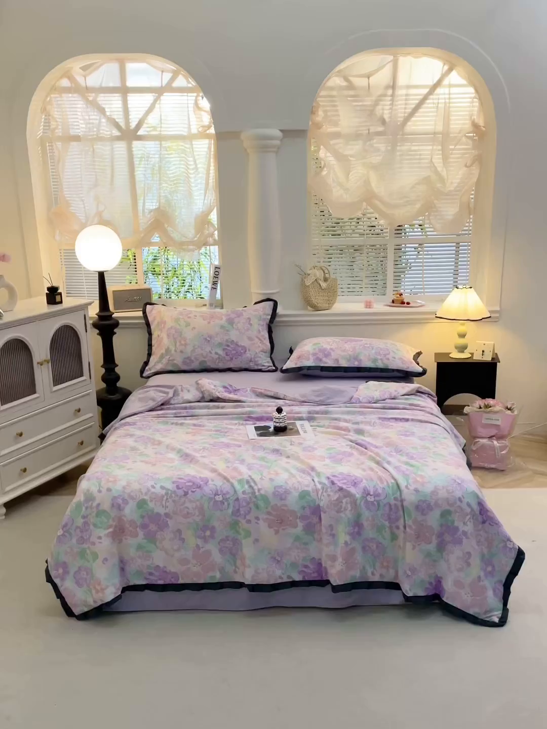 91家纺网 家纺一手货源 找家纺 一比一家纺 2026新款木棉赫本风花边夏被夏凉被空调被 紫韵斑斓