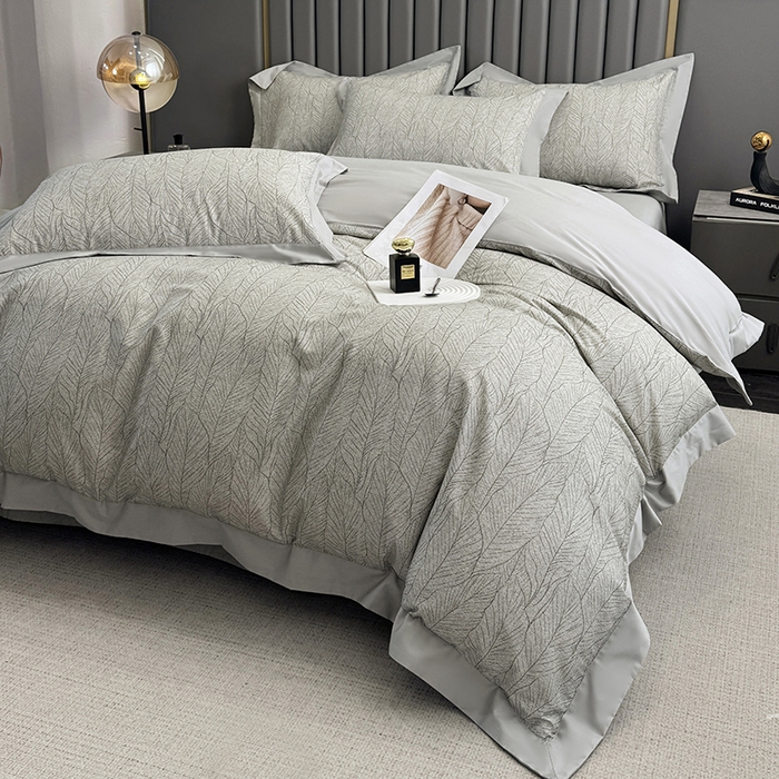 91家纺网 家纺一手货源 找家纺 乐蔻家纺 2026新款宽边数码精梳长绒棉纯棉四件套 落叶飘飘  绿