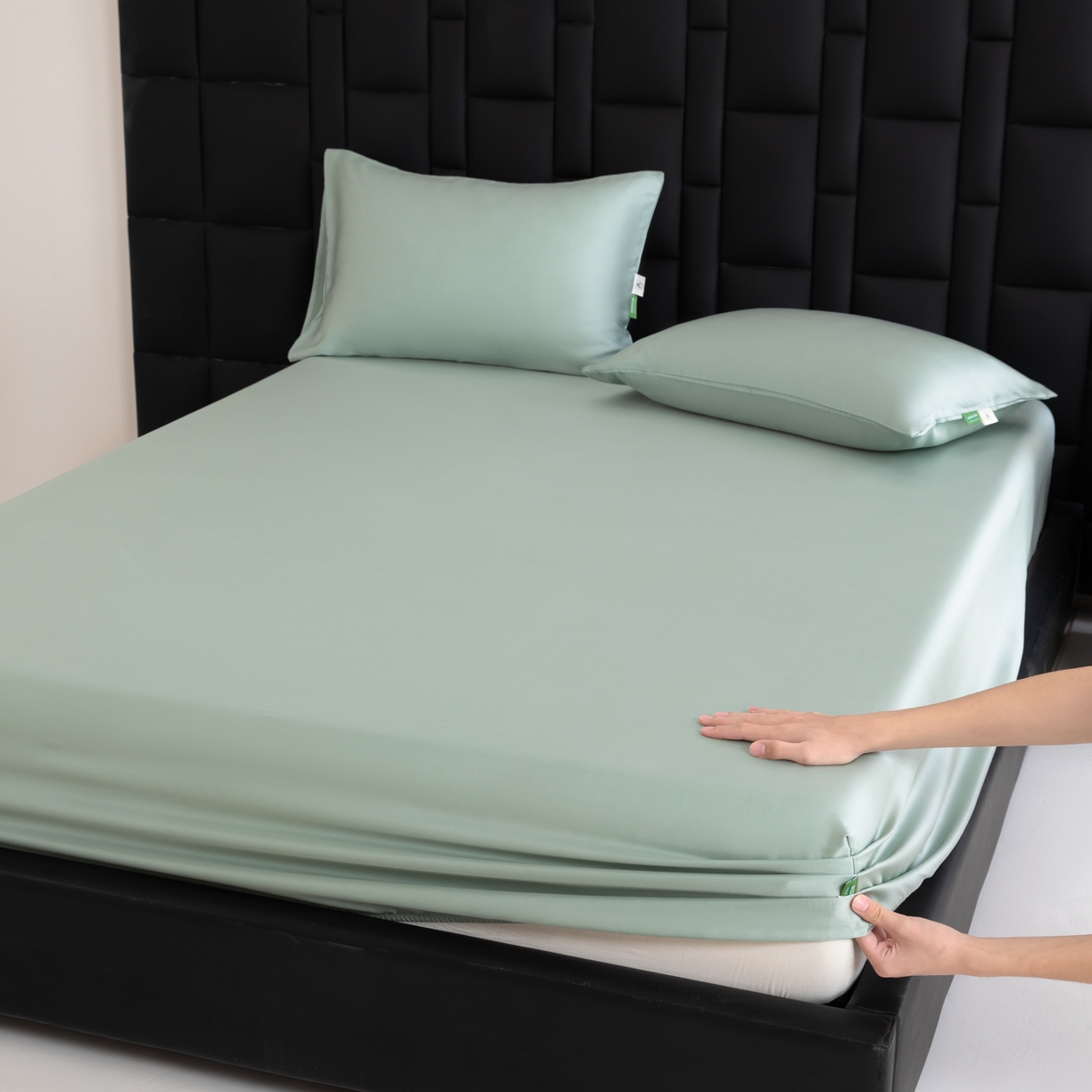 91家纺网 家纺一手货源 找家纺 （总）眠博士 2026新款60S天丝莱赛尔纯色床笠-场景一