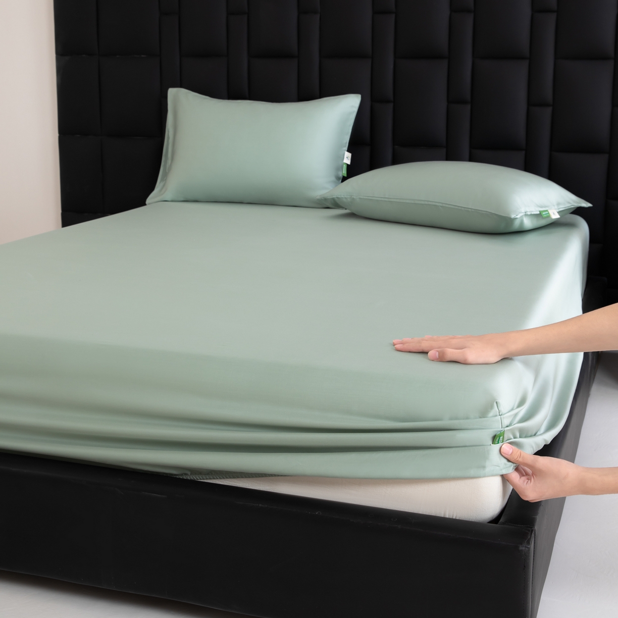 91家纺网 家纺一手货源 找家纺 （总）眠博士 2026新款60S天丝莱赛尔纯色床笠-场景一