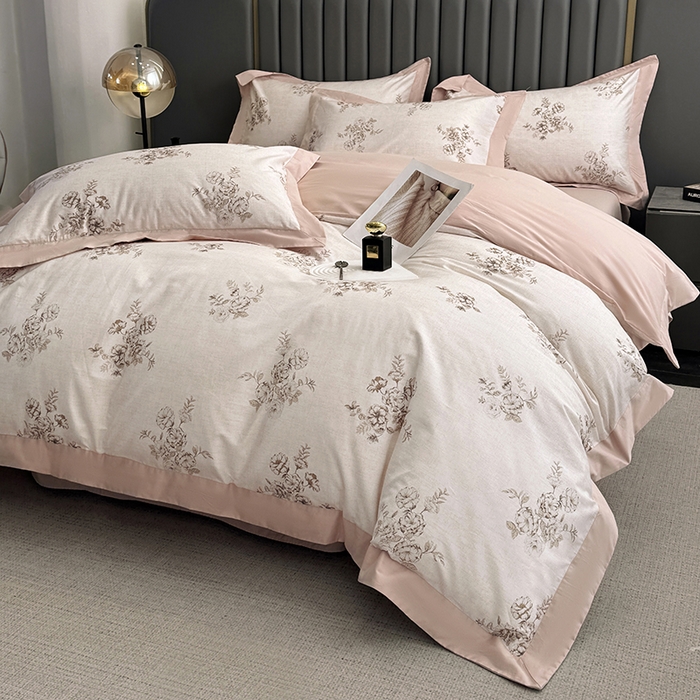 91家纺网 家纺一手货源 找家纺 乐蔻家纺 2026新款宽边数码精梳长绒棉纯棉四件套 舒言 粉