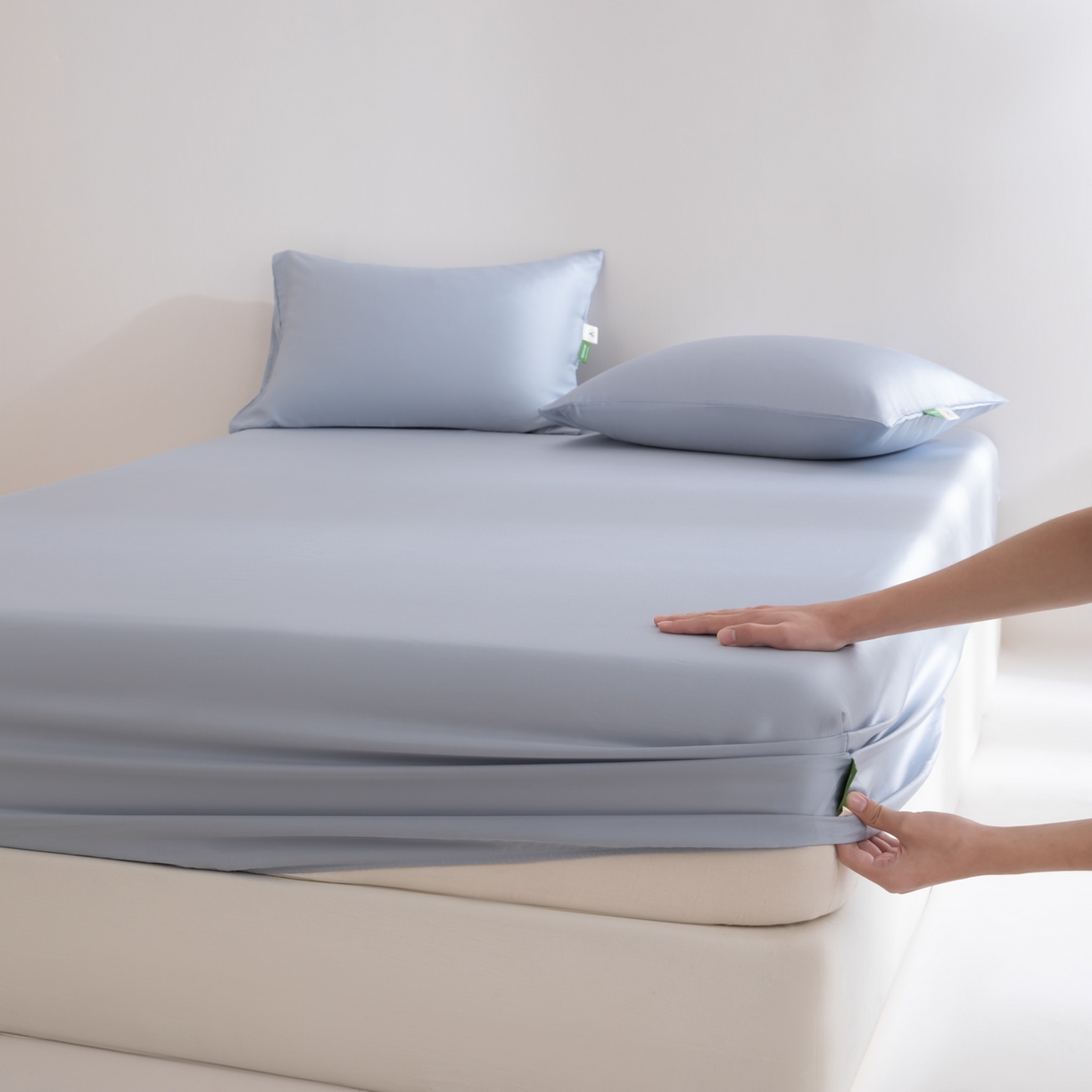 91家纺网 家纺一手货源 找家纺 （总）眠博士 2026新款60S天丝莱赛尔纯色床笠-场景一