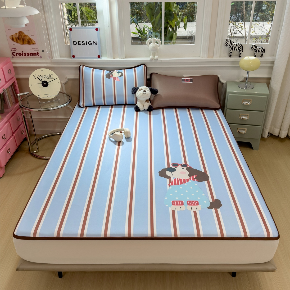 91家纺网 家纺一手货源 找家纺 丝羽坊 2026新款ins设计师原创大版小清新卡通冰皮复合软凉席  汪星日记-平铺款