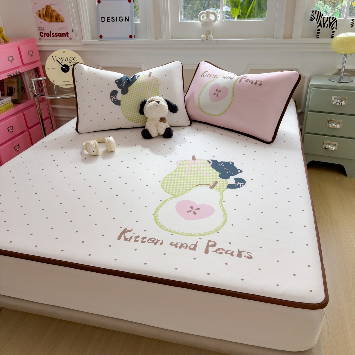 91家纺网 家纺一手货源 找家纺 丝羽坊 2026新款ins设计师原创大版小清新卡通冰皮复合软凉席  梨猫记-平铺款